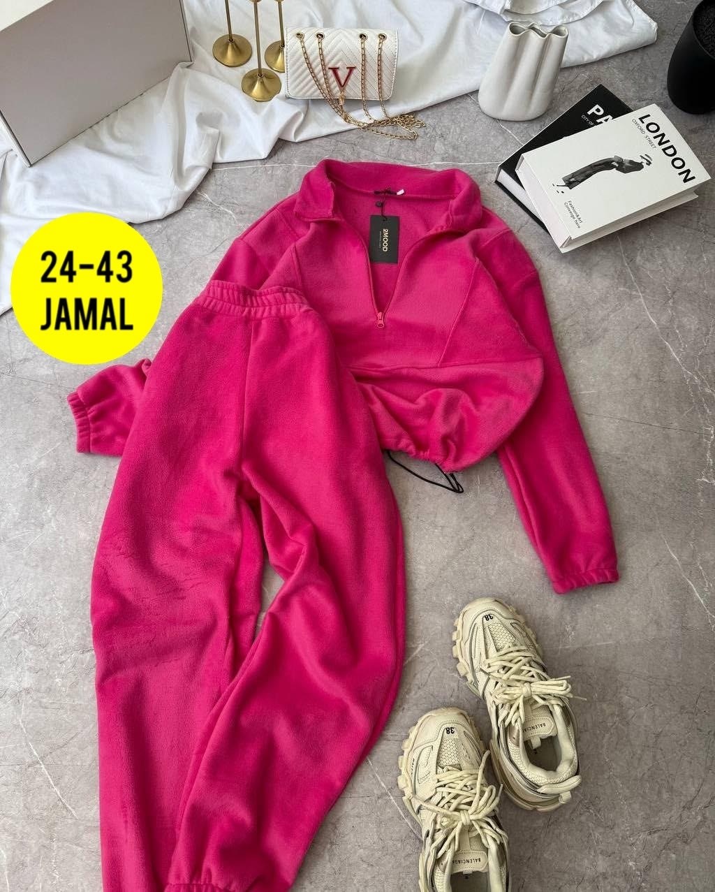 костюм женский на флисе,спортивные костюмы на флисе,женский спортивный костюм на флисе,костюм на флисе,спортивные костюмы женские