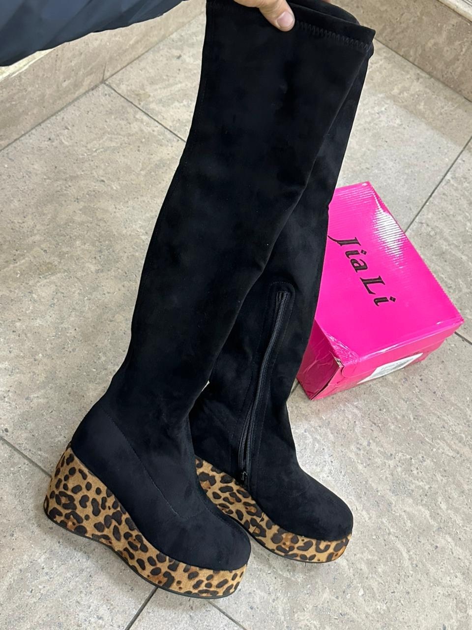 высокие сапоги,зимние сапоги на платформе,женские сапоги на платформе,высокие сапоги на платформе,модные сапоги