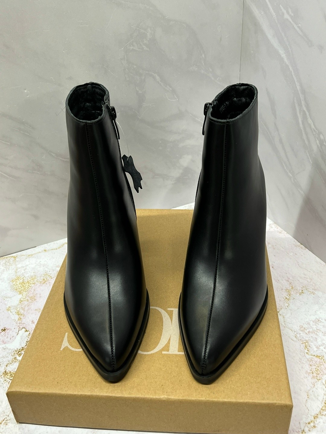 ,кожаные ботильоны,ботильоны женские,полусапоги,женская