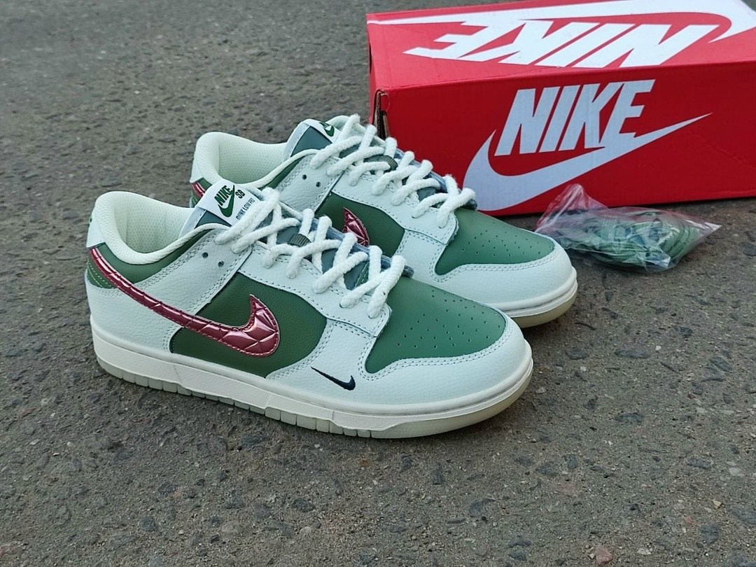 air jordan 1 low og,nike air jordan 1 low,air jordan 1 low,air jordan 1 low voodoo,jordan 1 low