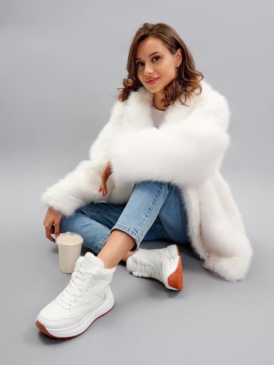 шуба искусственная,шубка,женская шуба,белая шуба,шуба искусственная короткая mayskaya brand
