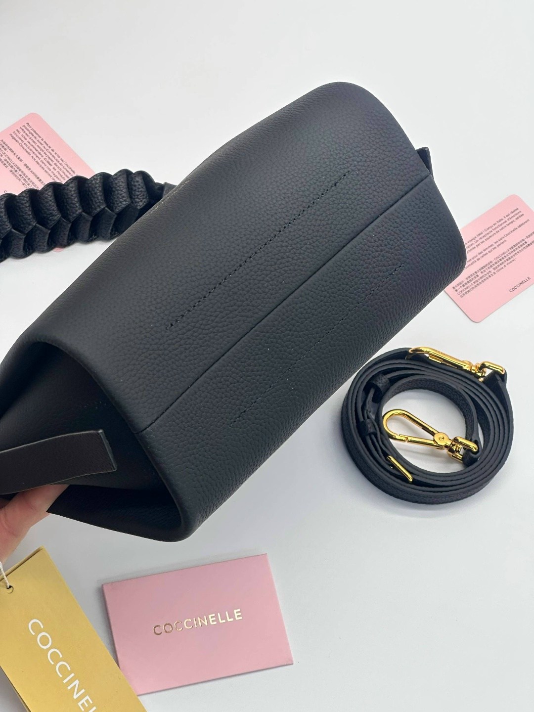 сумка coccinelle,сумка женская coccinelle,сумка coccinelle черный boheme,сумка женская coccinelle черная,сумка boheme coccinelle