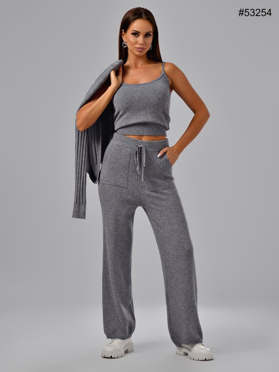 трикотажные костюмы,трикотажный костюм тройка,вязаные костюмы,костюм тройка,вязаный брючный костюм