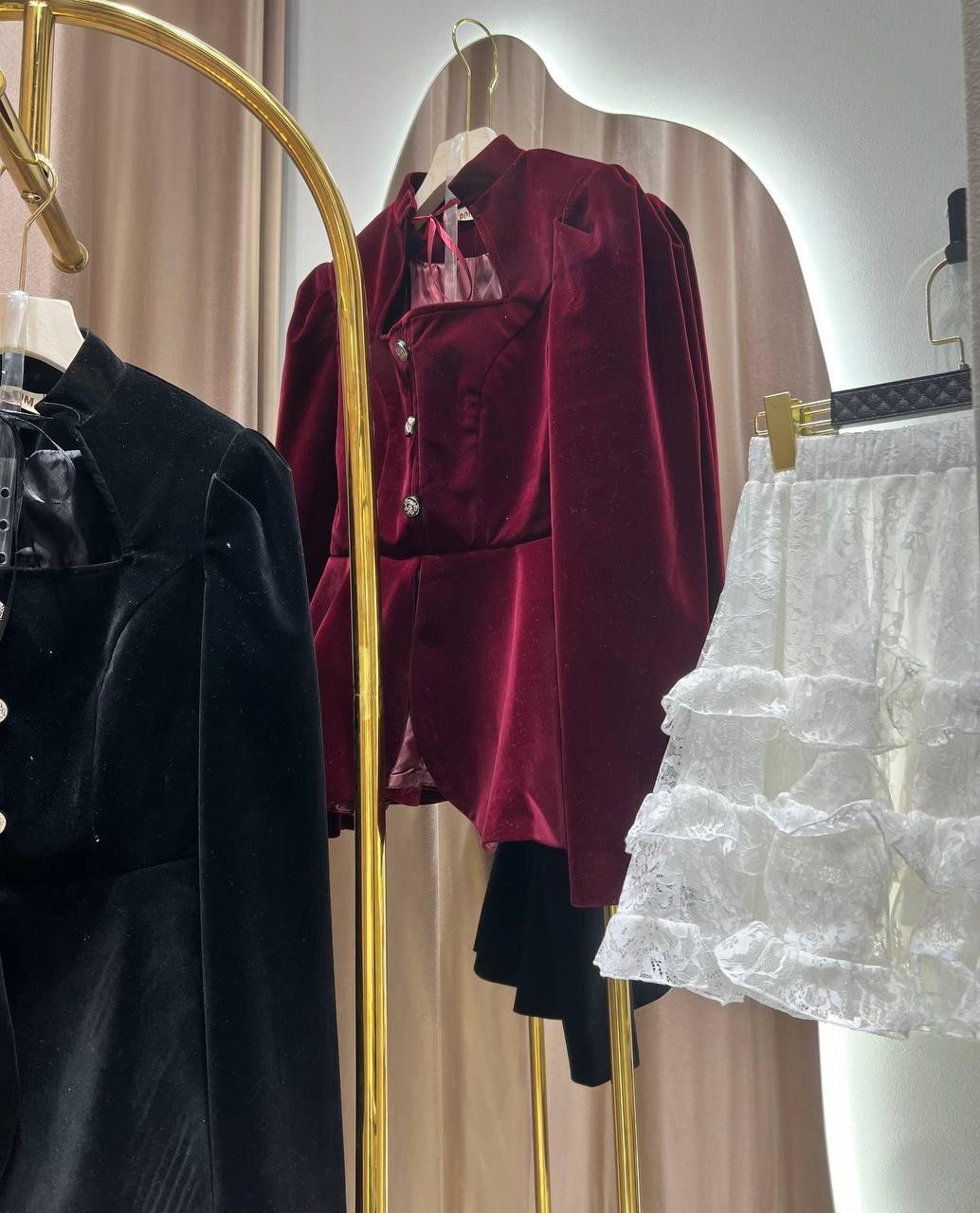платье в стиле,костюм,жакет с баской,платье стильное,жакет из бархата