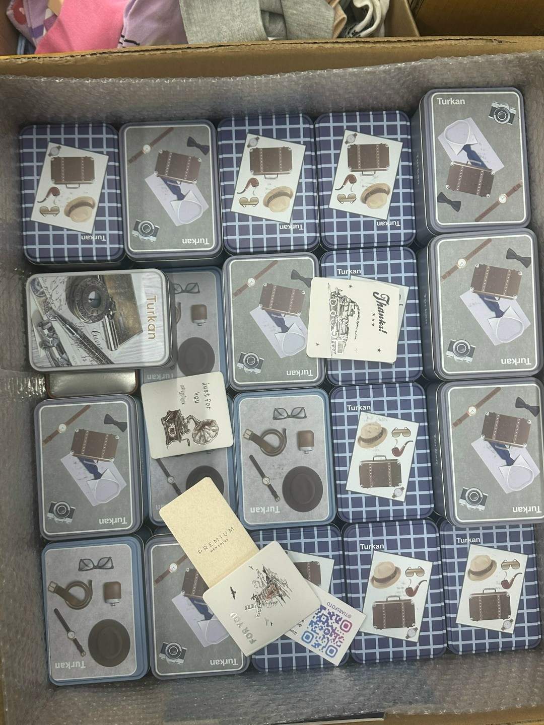 носки мужские turkan в банке новогодние,новогодние носки с принтом мужские подарочный набор 3 пары turkan,новогодние носки для подарков,носки новогодние набор,новогодние носки мужские санта с подаркам