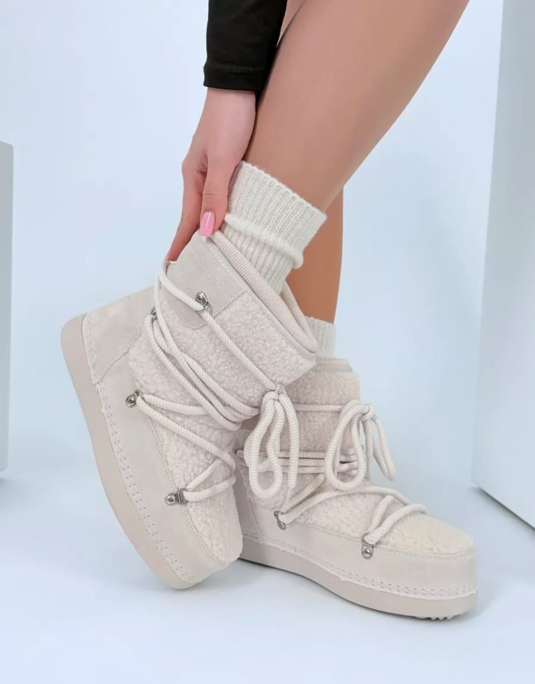 угги женские,зимняя женская ,,луноходы женские,женские зимние угги