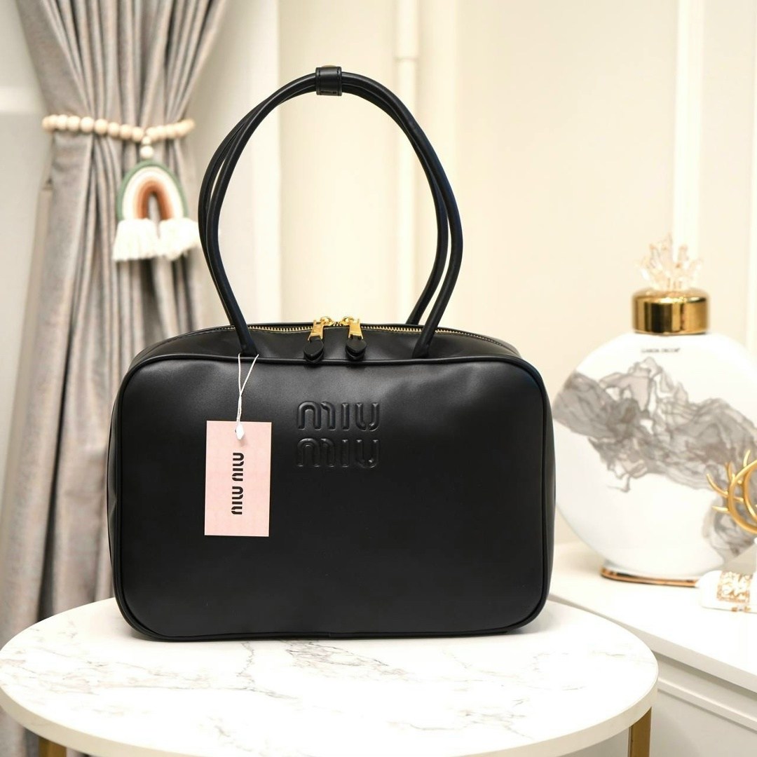 сумка женская miu miu,сумка miu miu,сумка миу миу,сумка,сумка тоут большая miu miu