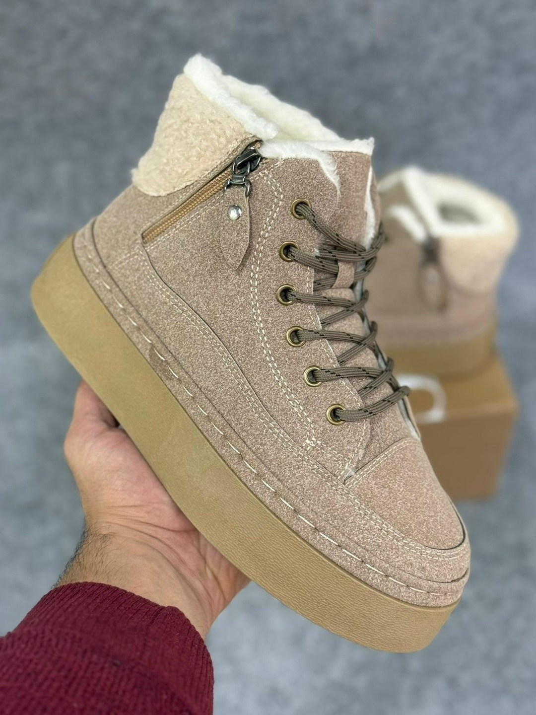 ,ботинки зимние женские ugg замшевые на платформе,зимняя  женская,ботинки ugg женские,женская