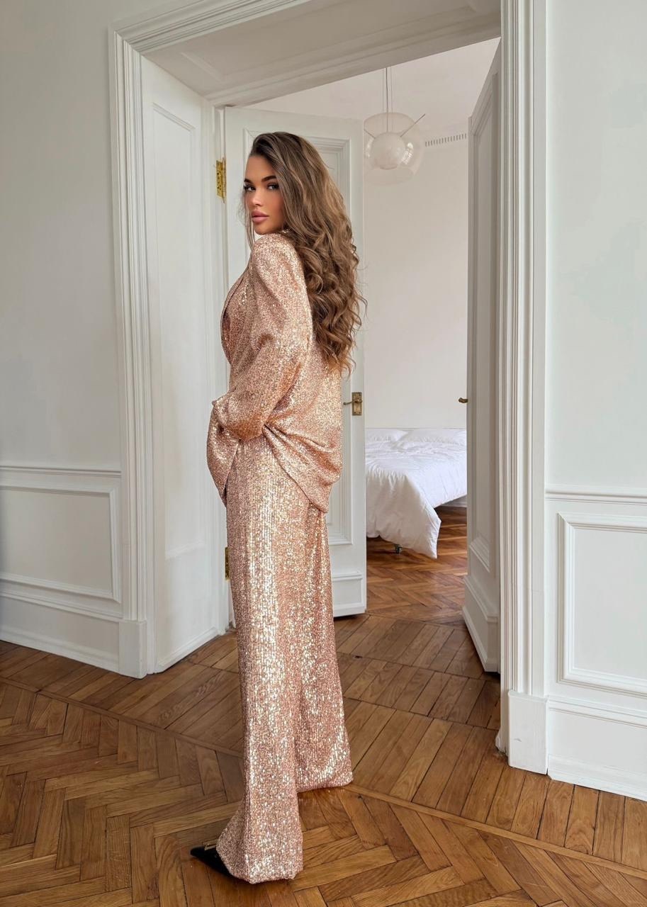 брючный костюм,блестящий брючный костюм,широкие брючные костюмы,широкий брючный костюм с блестками,брюки с пайетками