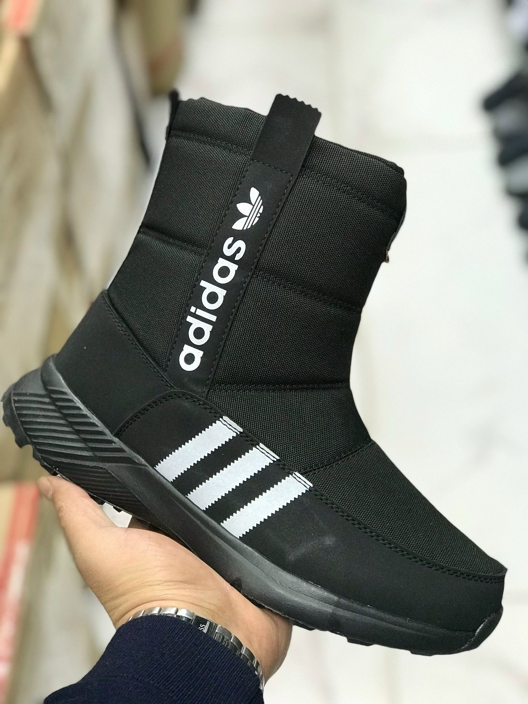 дутики мужские зимние адидас,дутики adidas,сапоги adidas зимние,угги адидас мужские зимние,дутыши мужские зимние адидас