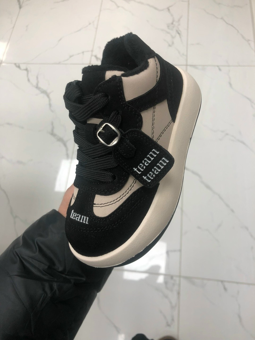 ,детская ,ботинки детские,детские кроссовки, для мальчика