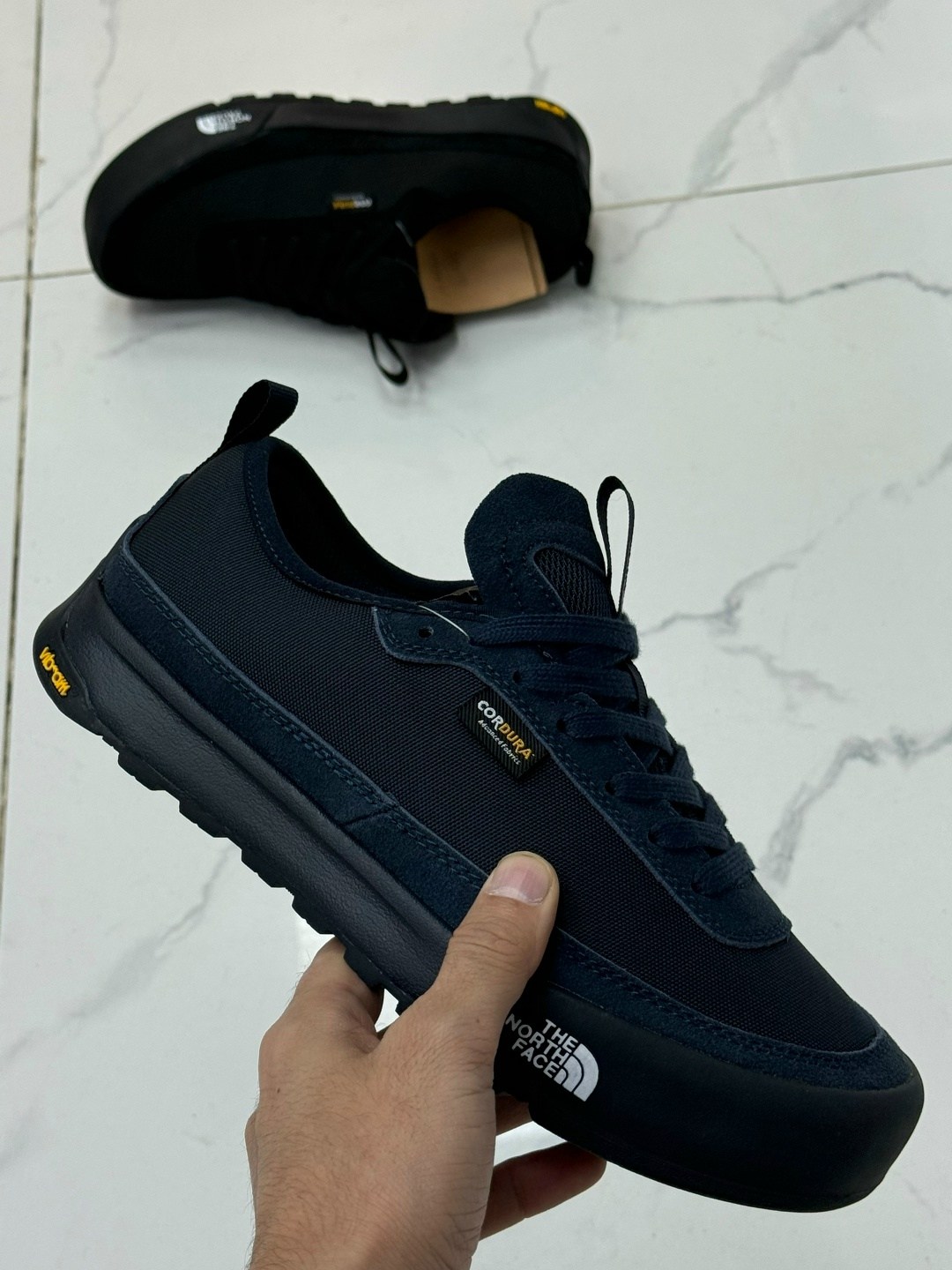 кроссовки the north face,,оригинальные кроссовки,кроссовки the,кроссовка мужской