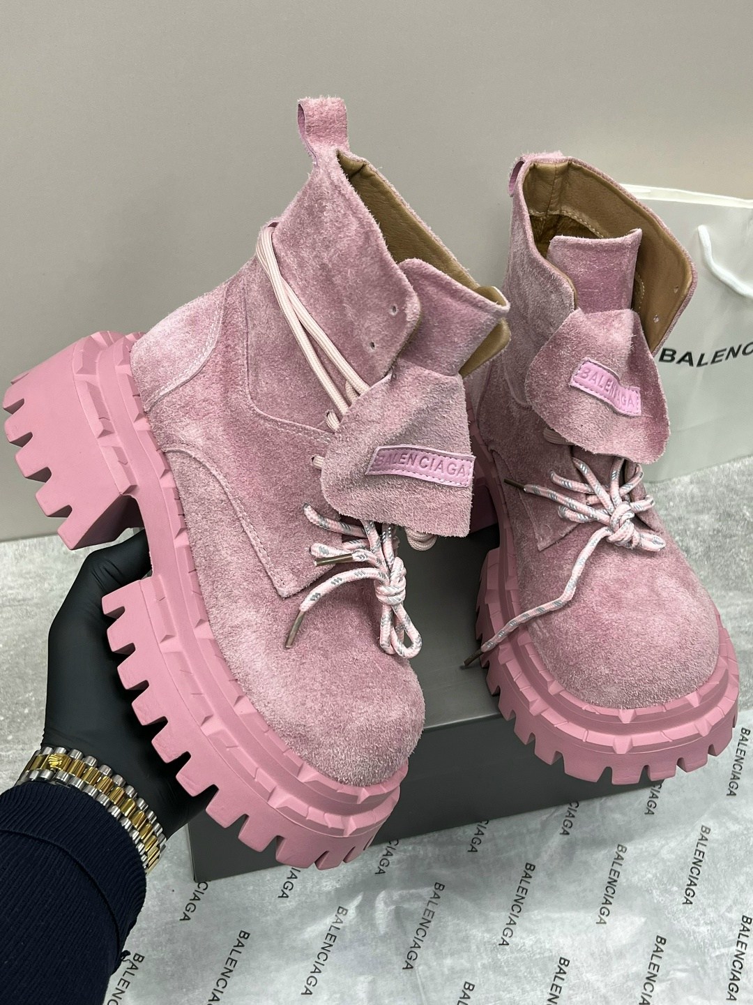 ,женские ботинки,ботинки осенние balenciaga,замшевые ботинки,ботинки осенние balenciaga balenciaga розово-пурпурный