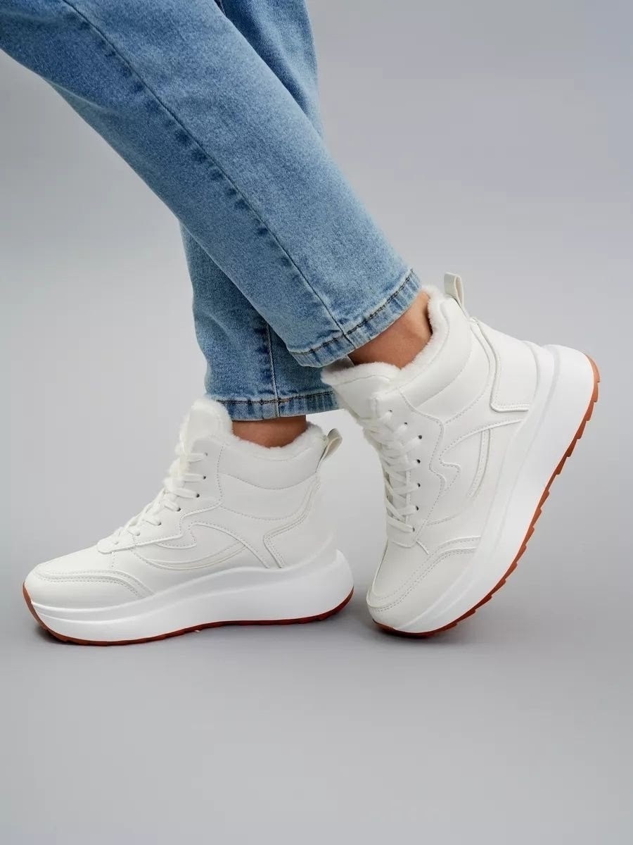 шуба искусственная,шубка,женская шуба,белая шуба,шуба искусственная короткая mayskaya brand