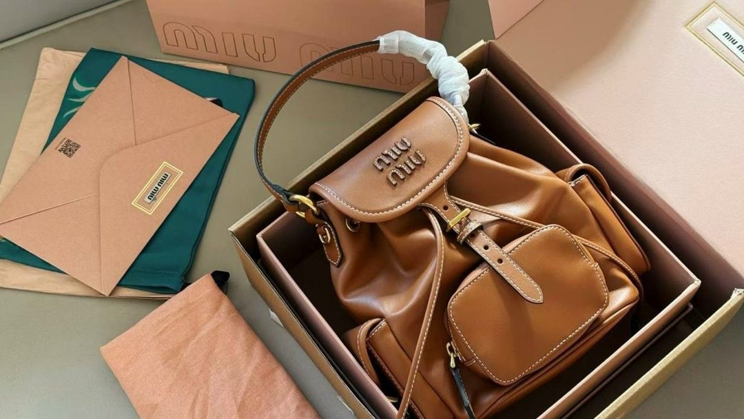 кожаные рюкзаки,брендовые рюкзаки,женский рюкзак,женский кожаный рюкзак,модные рюкзаки