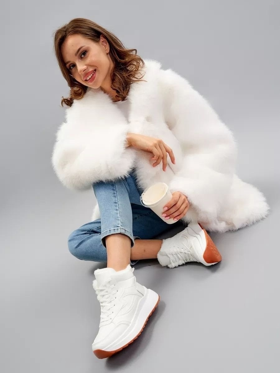 шуба искусственная,шубка,женская шуба,белая шуба,шуба искусственная короткая mayskaya brand