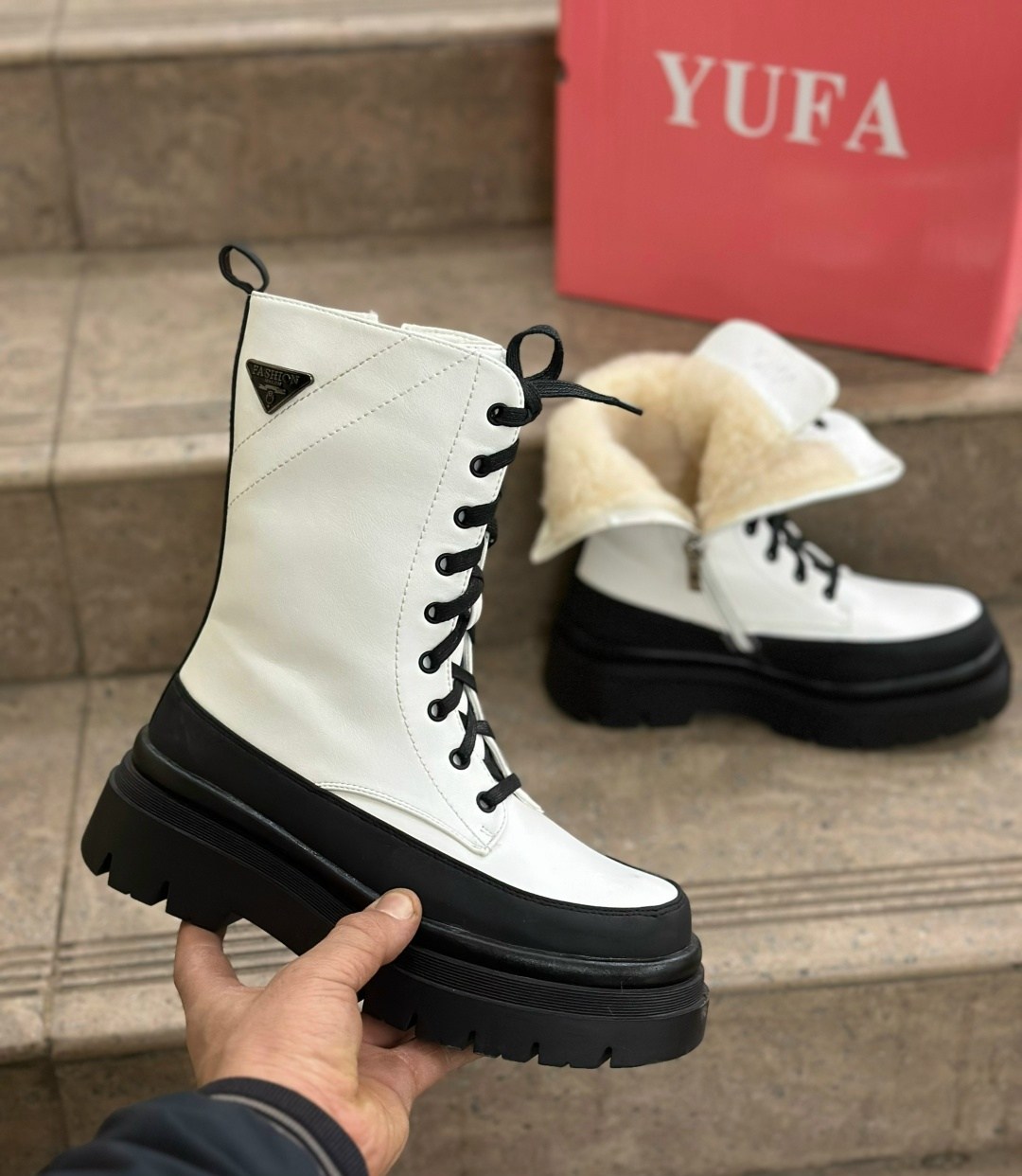 ,ботинки женские,белые ботинки,женская ,ботинки дио