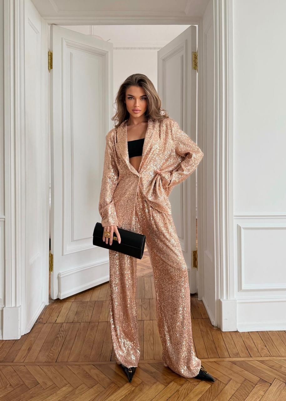 брючный костюм,блестящий брючный костюм,широкие брючные костюмы,широкий брючный костюм с блестками,брюки с пайетками