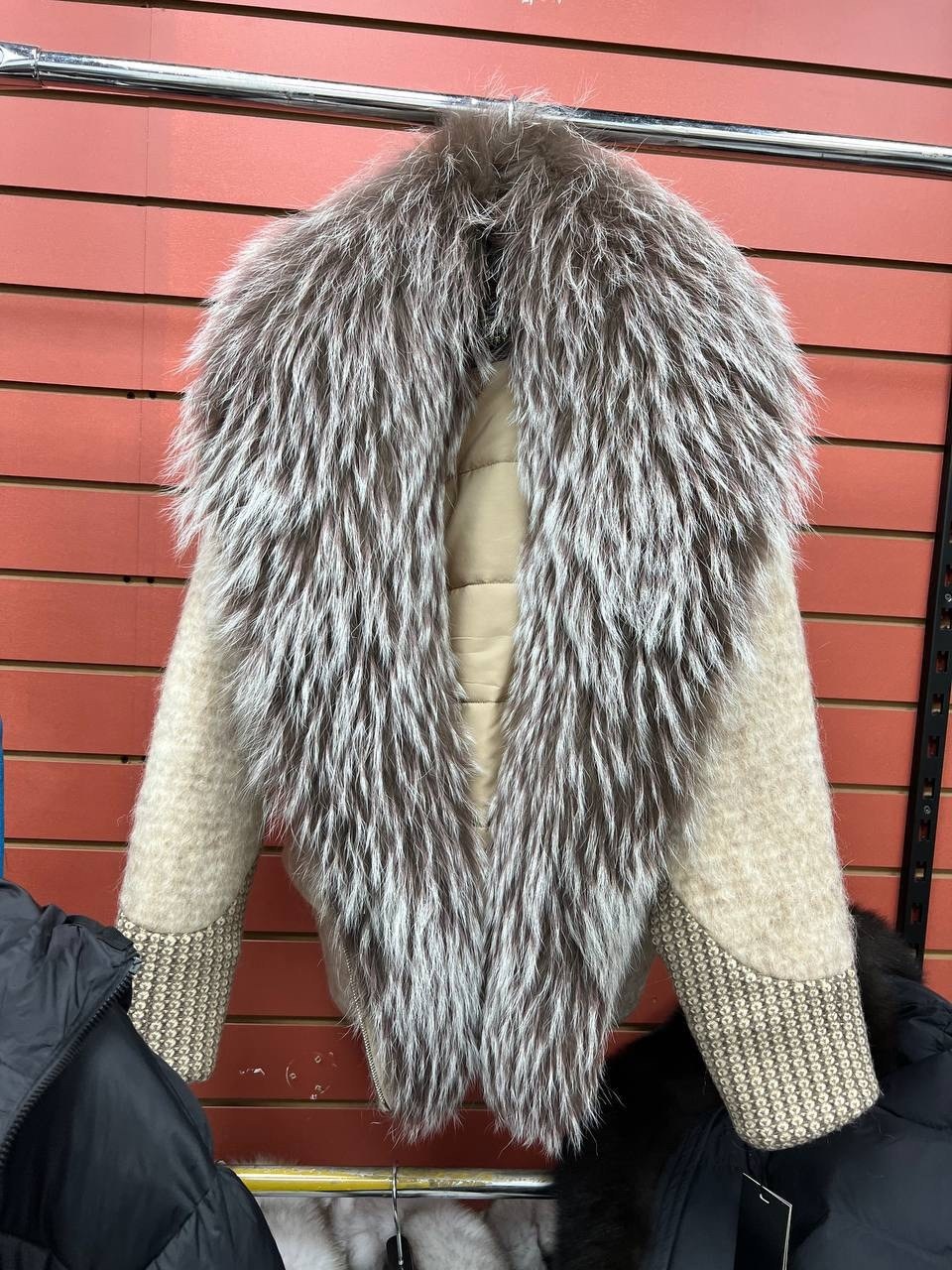 меховой воротник,меховая куртка,куртка с мехом,меховая шаль,женские меховые