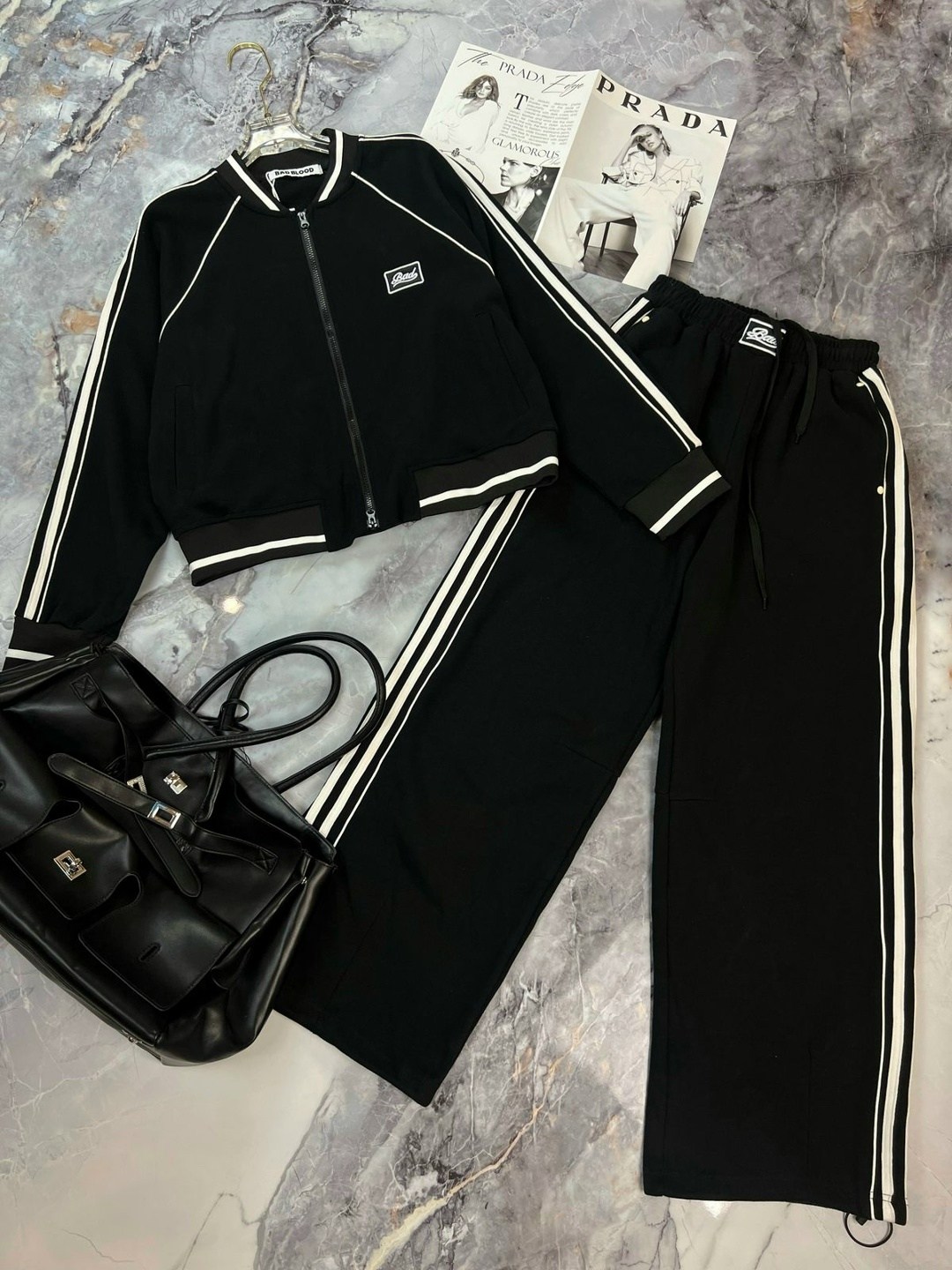 костюм спортивный женский,спортивный костюм,брючный костюм с лампасами,костюм спортивный celine,женские костюмы