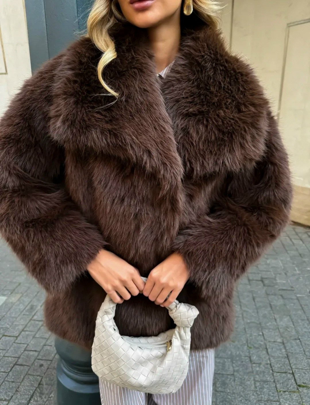 шуба искусственная,шуба женская из искусственного меха,шуба из искусственного меха,шуба искусственная bozoni,шубка