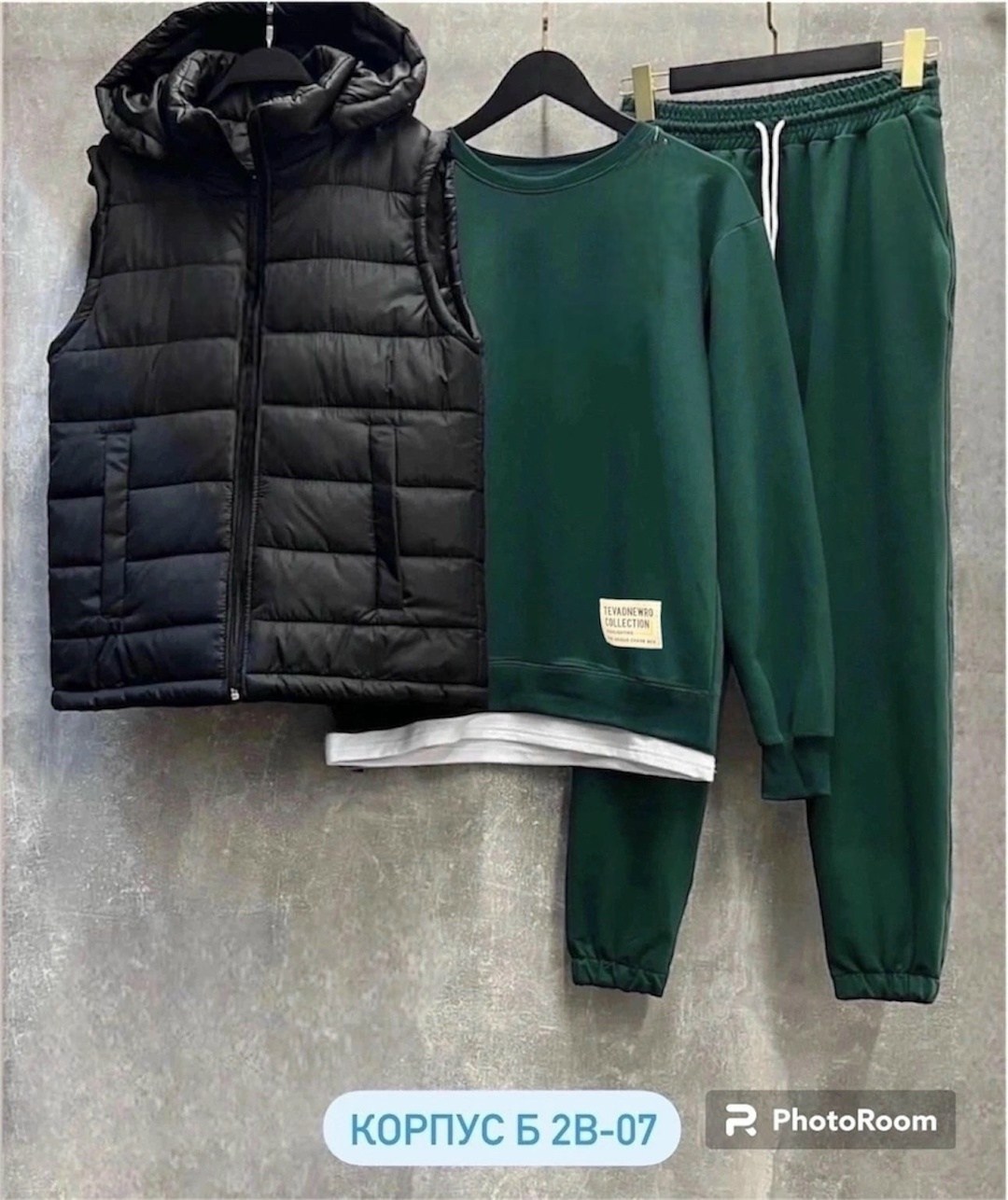 спортивный костюм тройка с жилеткой,костюмы спортивные мужские,спортивный костюм с безрукавкой мужской,спортивные костюм,костюм спортивный тройка