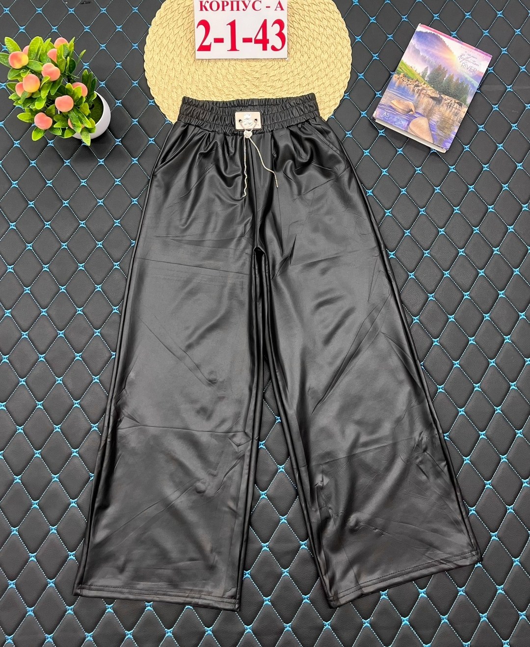 штаны кожаные,детские брюки,штаны для девочек,брюки для девочек,детские штаны