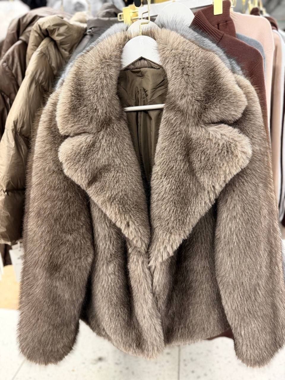 шуба,модная шуба,короткая шуба,женская шуба,шуба искусственная