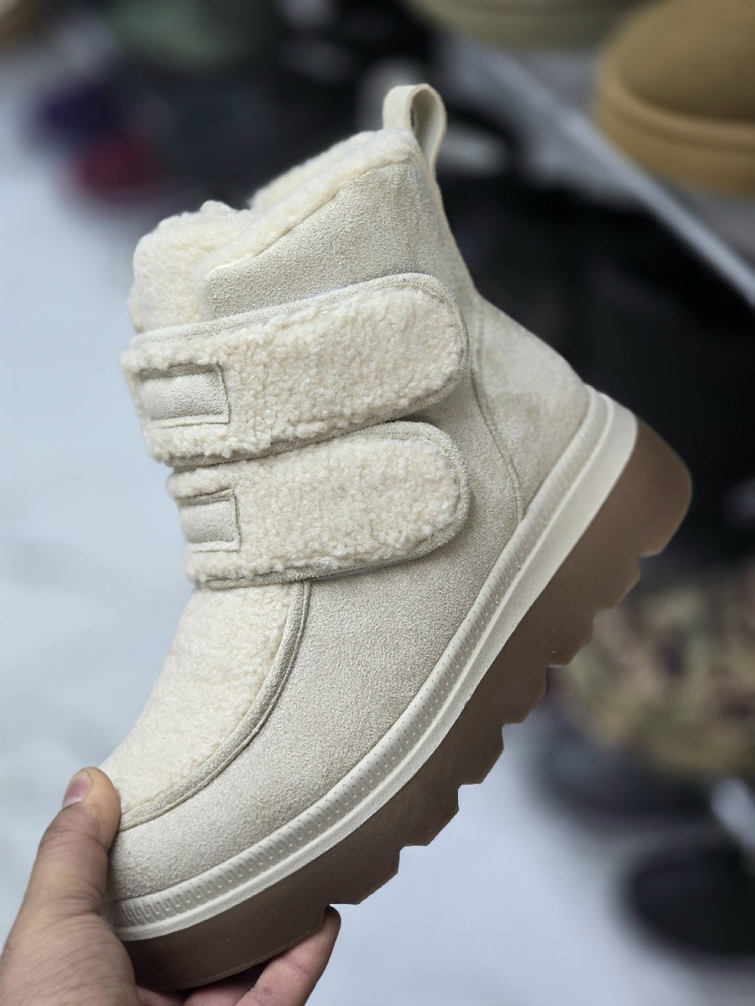 ,угги женские,зимние женские угги,угги зимние барашек на платформе,угги замшевые