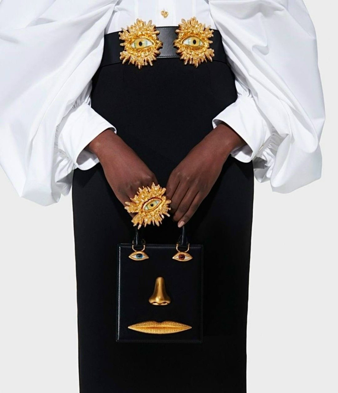 модная сумка,сумки стильные,schiaparelli 2025 spring summer сумки,сумочка