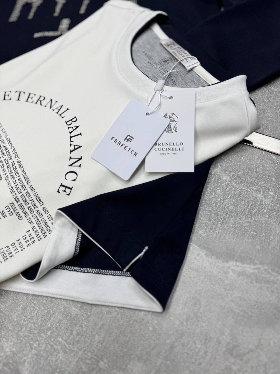 мужские свитшоты,лонгслив brunello cucinelli,мужской лонгслив,брендовые свитшоты,стильный свитшот