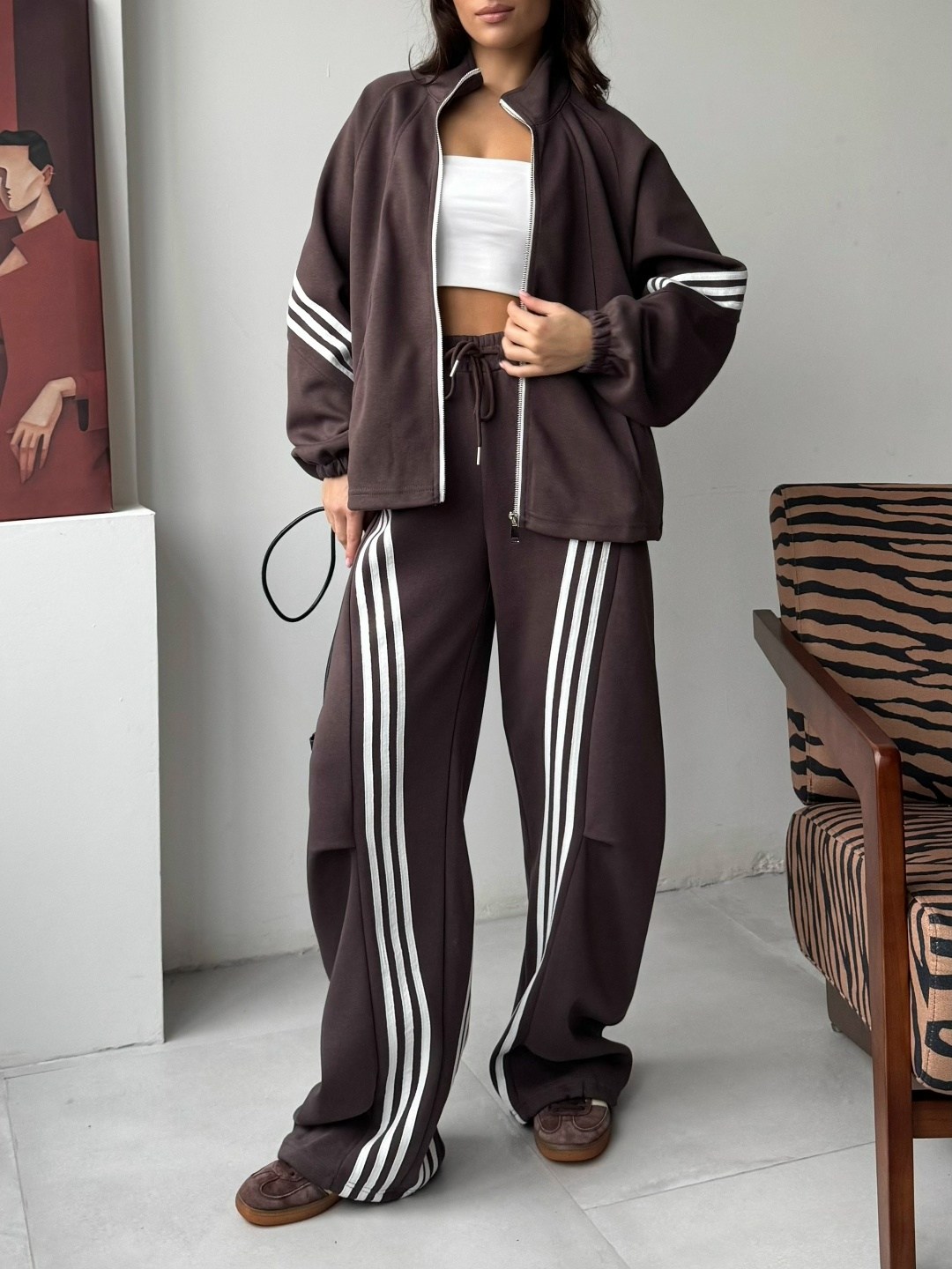 костюм спортивный женский,спортивный костюм,женский костюм,спортивный костюм на молнии с капюшоном oksana utova brand,стильный спортивный костюм