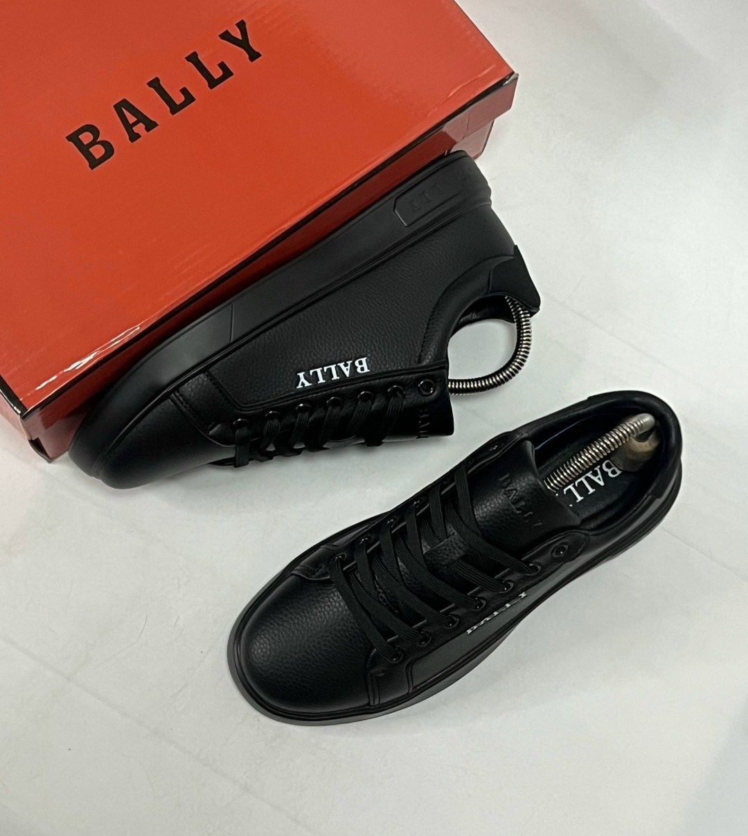 ,кроссовки bally,прада  мужская кроссовки,кеды прада мужские,кроссовки кеды