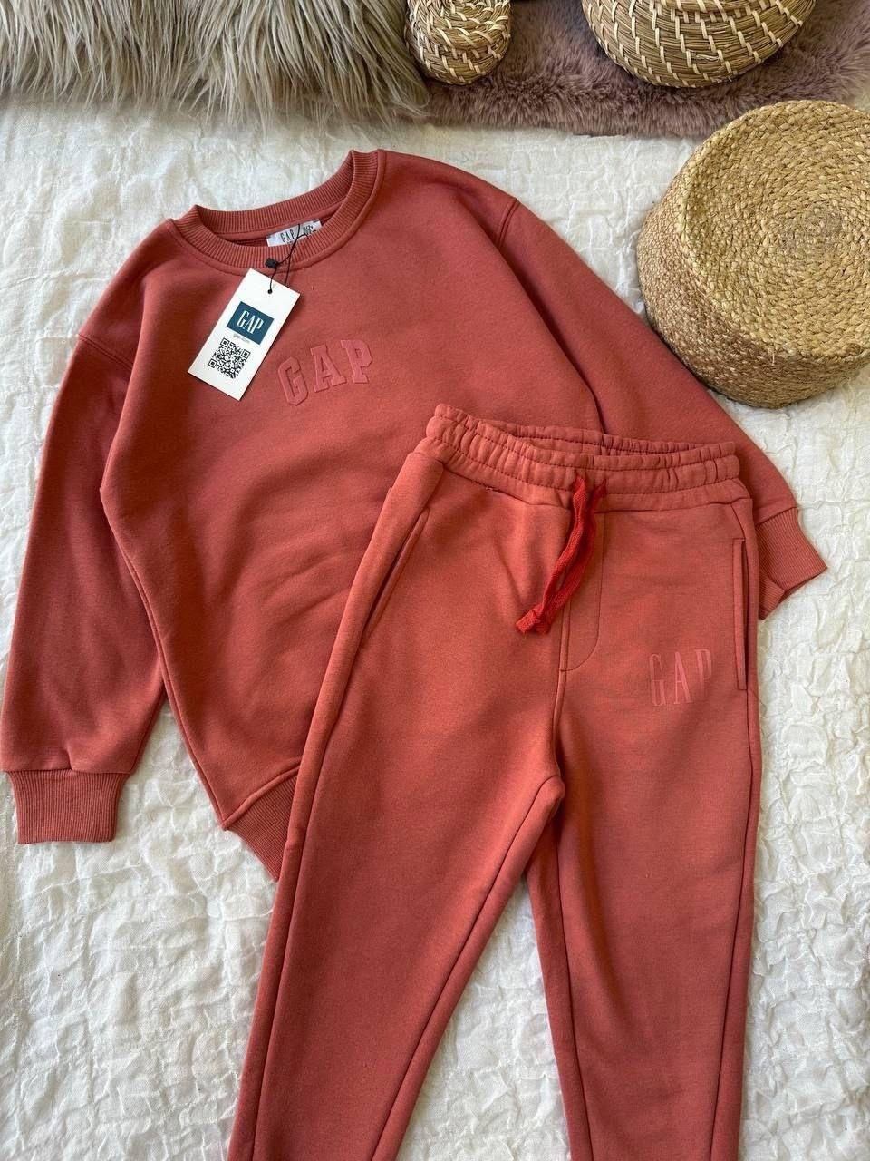 одежда для мальчика,свитшот и брюки,брюки для мальчика,спортивные костюм,брюки для мальчика из футера с