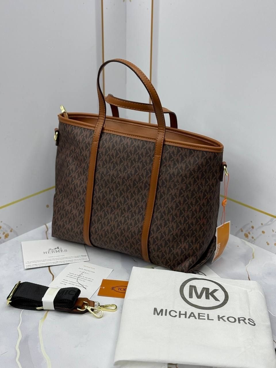 сумка женская michael kors,сумка michael kors,сумка,модная сумка,сумка шоппер michael kors