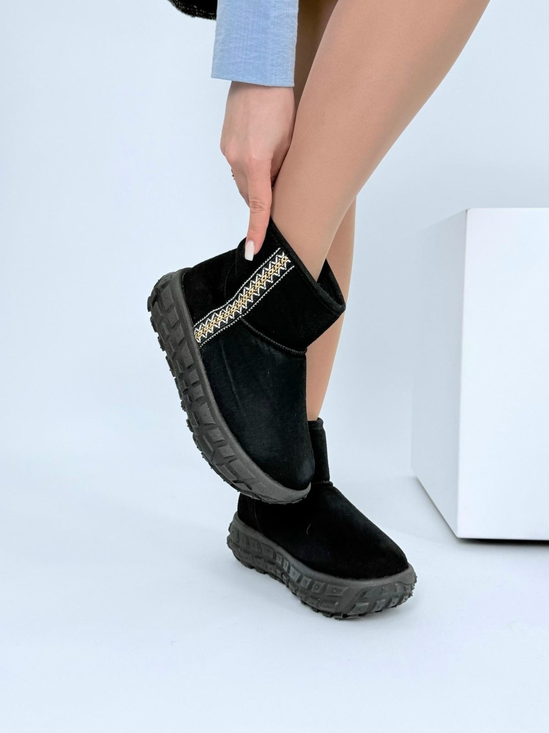 женские угги,угги короткие зимние на платформе,угги женские зимние,угги модные,угги женские зимние с мехом на платформе