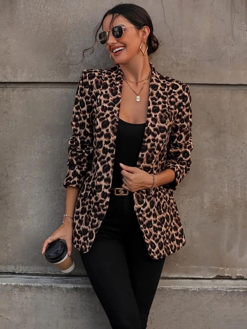 леопардовый пиджак,леопардовые кардиганы,жакет с принтом,пальто леопард,леопардовые костюмы