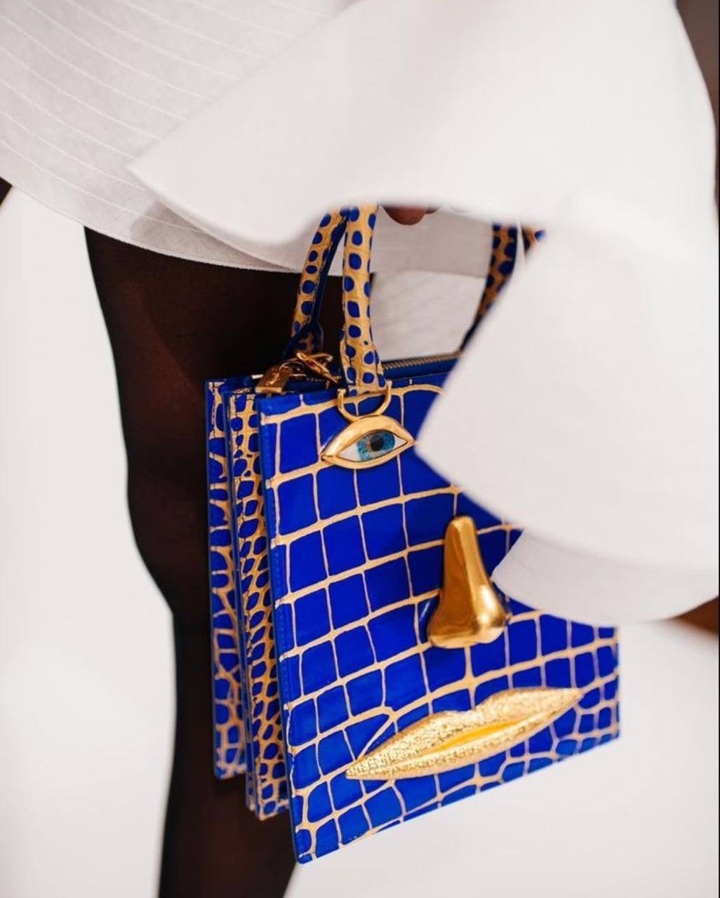 модная сумка,сумки стильные,schiaparelli 2025 spring summer сумки,сумочка