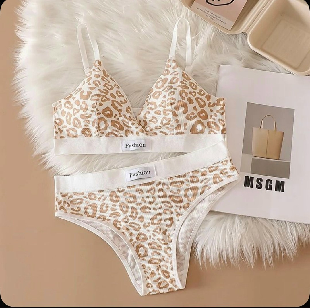 женский комплект нижнего белья с,комплект нижнего белья женский бесшовное,комплекты нижнего белья,леопардовый комплект нижнего белья,комплекты нижнего белья топ