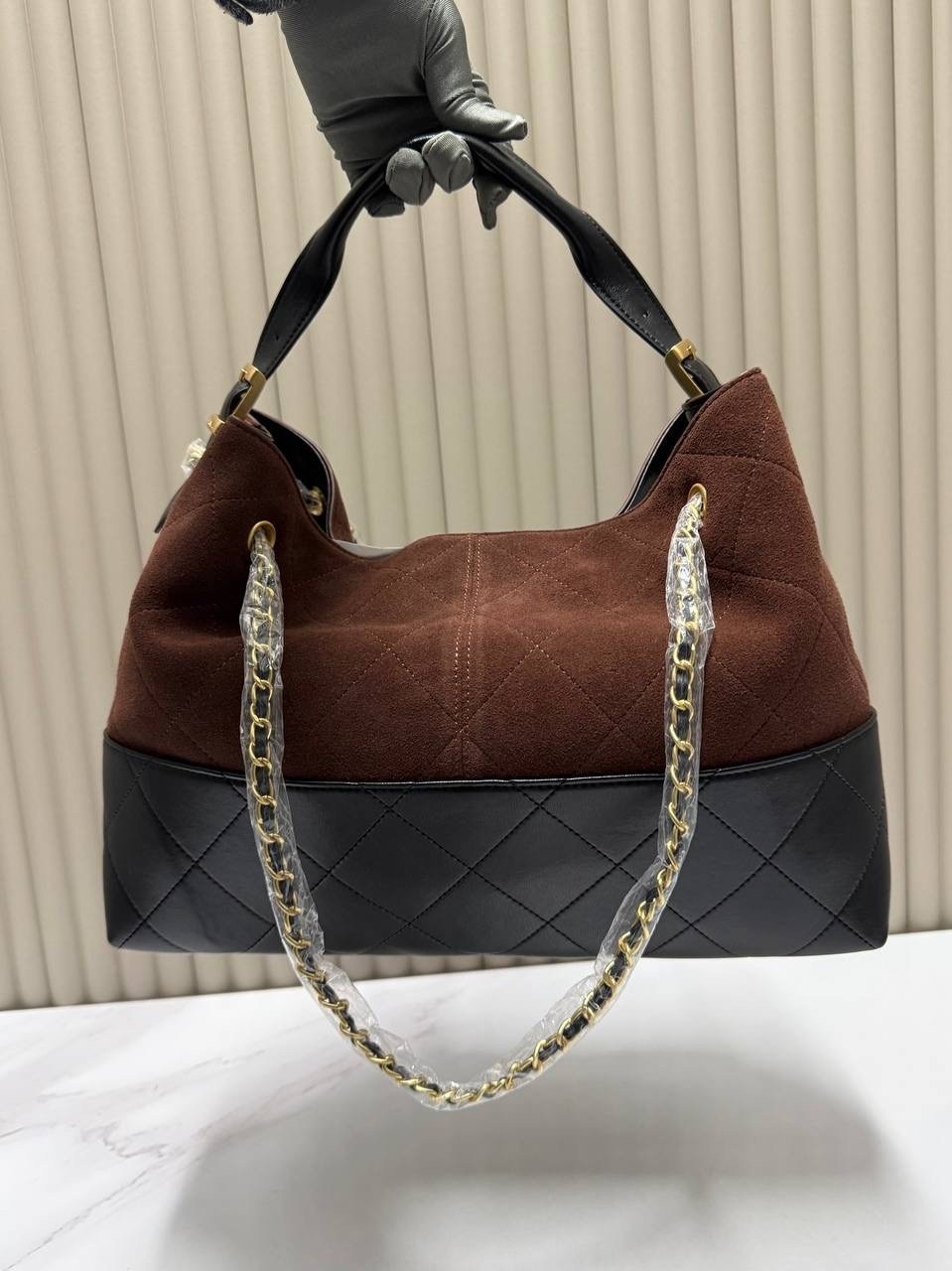 сумка женская chanel,сумка chanel,женская замшевая сумка chanel shopping bag бежевая с черным,женская сумка,сумка