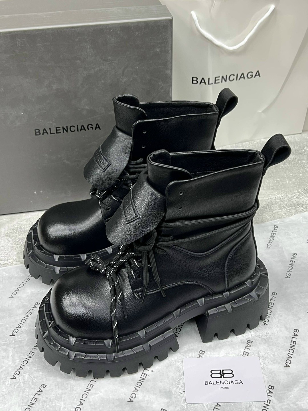 ботинки осенние balenciaga,ботинки balenciaga арт вх101,ботинки balenciaga,ботинки осенние баленсиага balenciaga цвет пурпурно-розовый,ботинки осенние balenciaga premium shoes