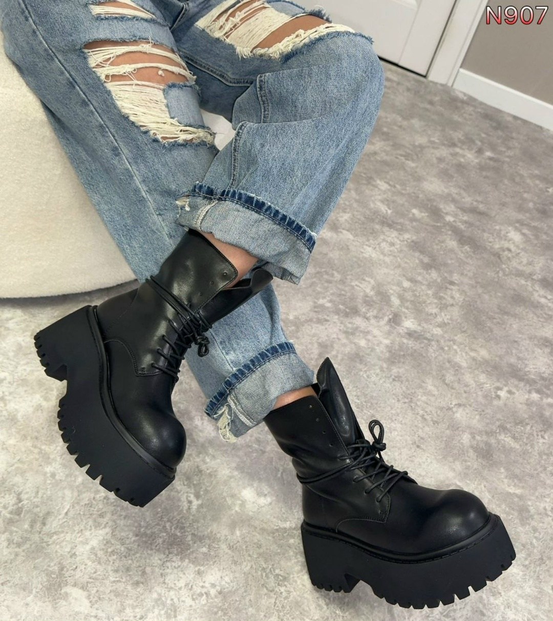 ботинки женские,,модные ботинки, женская,стильные ботинки