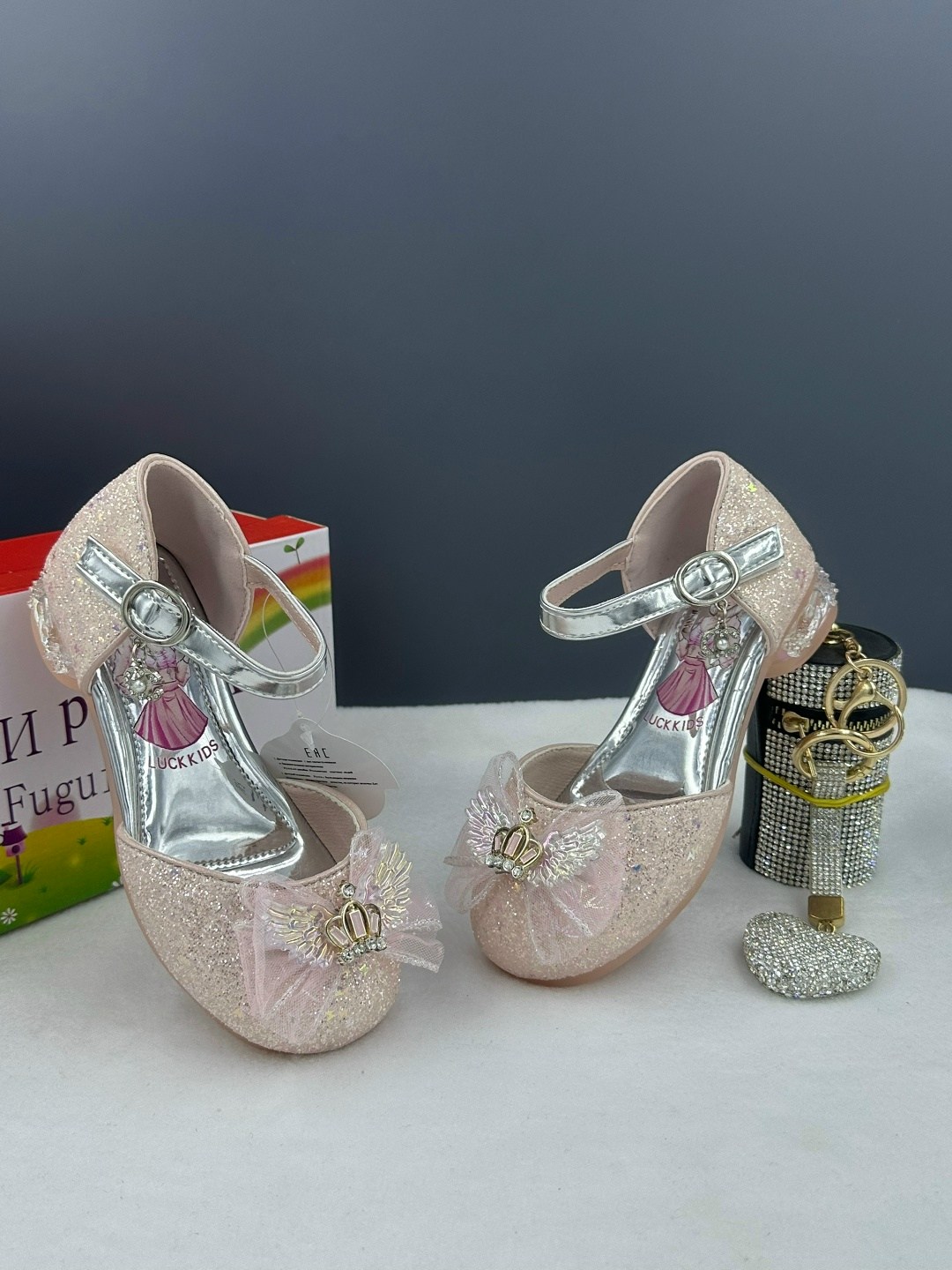 туфли принцессы,туфли для девочек,нарядные туфли для девочек,нарядные туфли,детские туфли для девочек