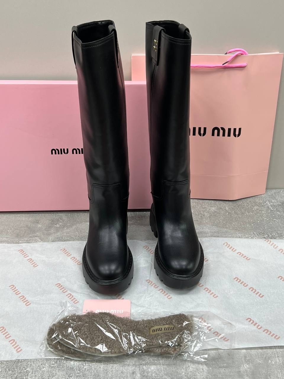 женские сапоги,,сапоги высокие,сапоги celine,зимние женские сапоги