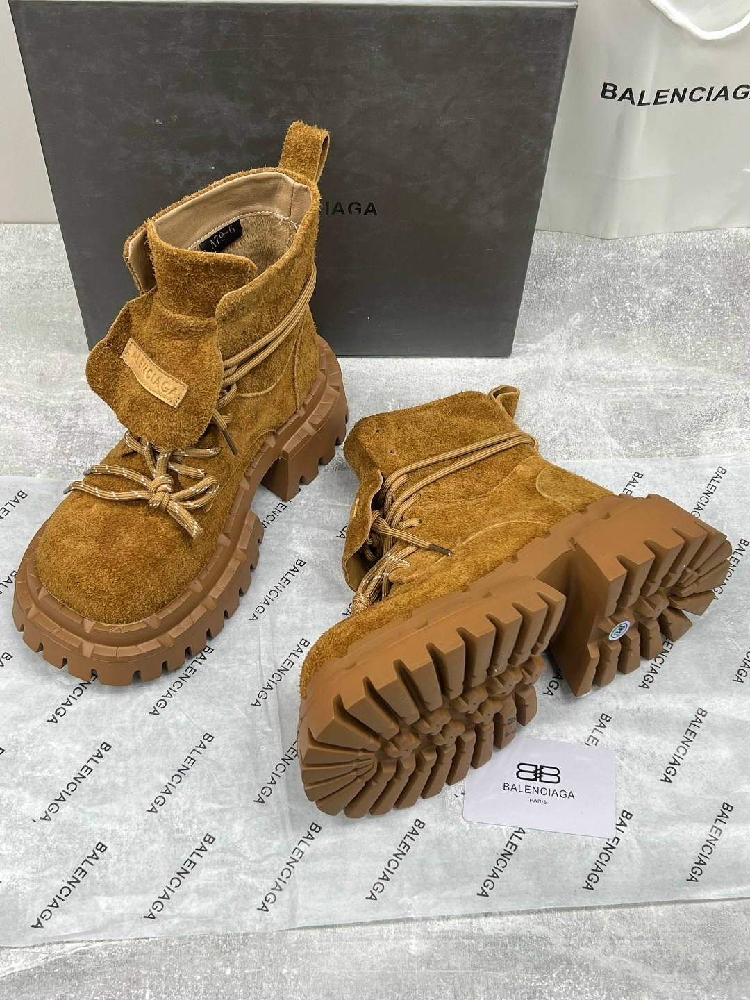 ботинки осенние balenciaga,ботинки balenciaga арт вх101,ботинки balenciaga,ботинки осенние баленсиага balenciaga цвет пурпурно-розовый,ботинки осенние balenciaga premium shoes