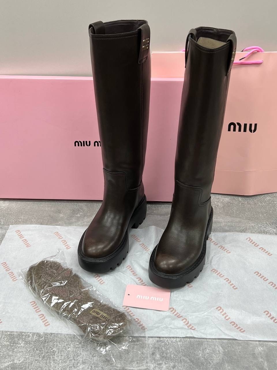 женские сапоги,,сапоги высокие,сапоги celine,зимние женские сапоги