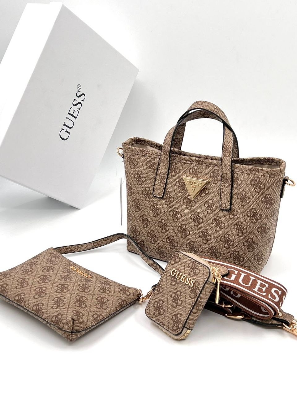 сумка guess,guess женская сумка,сумка тоут guess,сумка женская guess hwbg7879060 темно-бежевая,сумка сетчел meridian guess цвет бежевый