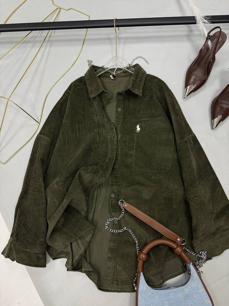 вельветовая рубашка женская,вельветовая рубашка,женская вельветовая рубашка с длинным рукавом,вельветовая рубашка женская бежевая,рубашка оверсайз вельвет