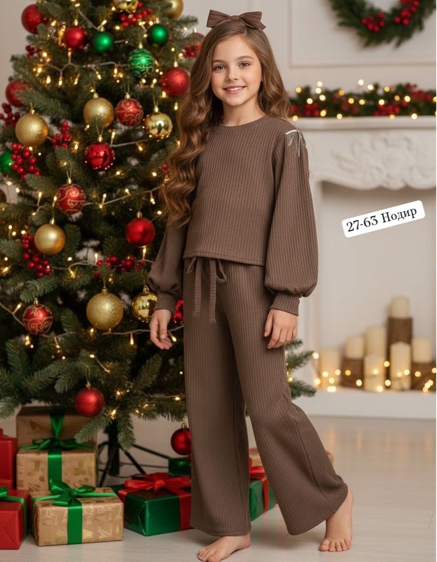 костюм для девочек,костюм трикотажный,джемпер для девочек,вязаные костюмы,вязаный костюм для девочек