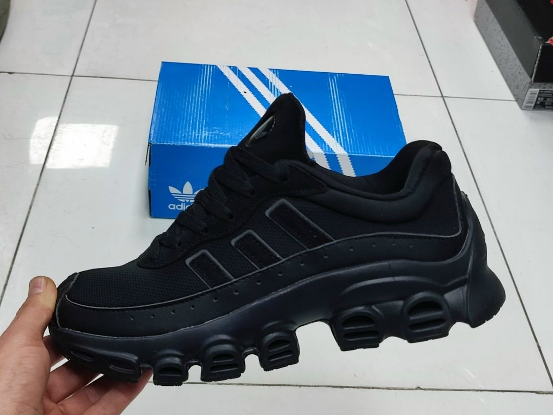 кроссовки adifom megaride adidas черный,кроссовки adidas,кроссовки adidas adifom megaride цвет core black,кроссовки адидас,кроссовки